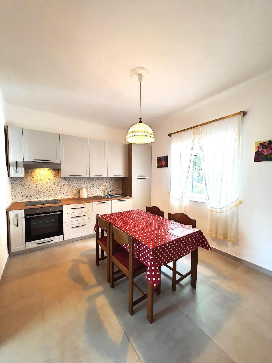 Holiday home House Orieta 385