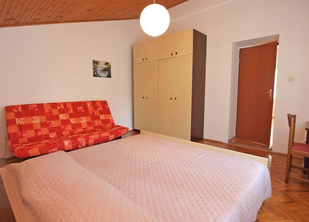 Holiday home House Orieta 385